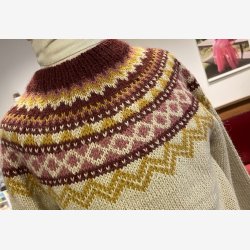 20.01.26: 2-farvestrik v/Majbrit bel