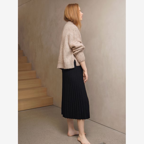 2302 - Model 1 - Hadley Genser