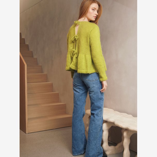 2302 - Model 2 - Vienna Bluse