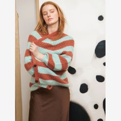 2302 - Model 4 - Brook Cardigan