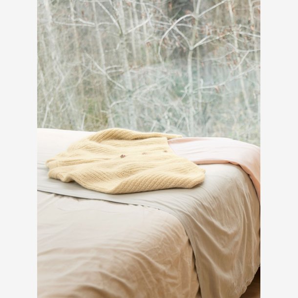 2302 - Model 6 - Brook Cardigan