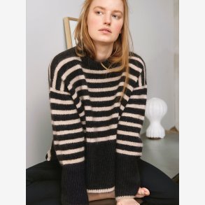 2302 - Model 8 - Abby Genser