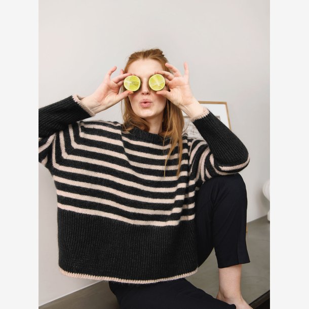 2302 - Model 8 - Abby Genser