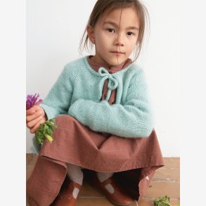 2303 - Model 3 - Vienna Cardigan (Tynn Silk Mohair)