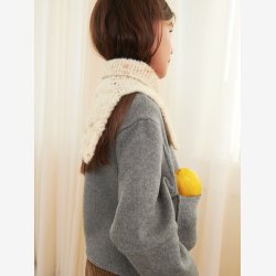 2401 - Model 03 - Theo Neck Junior 