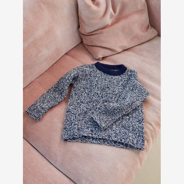 2401 - Model 04 - Finnick Sweater Junior 