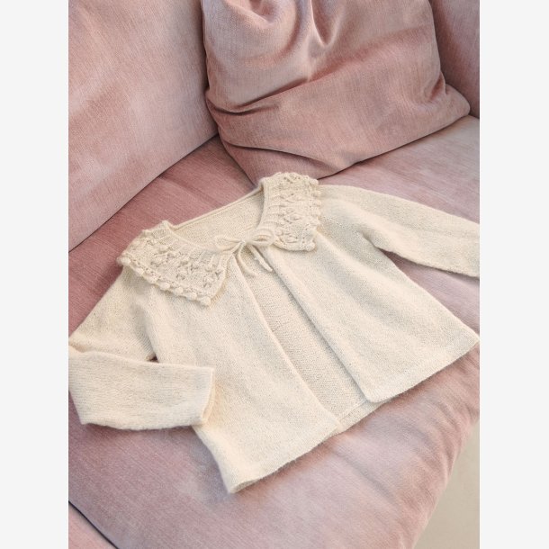 2401 - Model 07 - Lilly Blouse Junior 