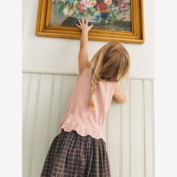 2603 - Model 3 - Adeline Top Junior 