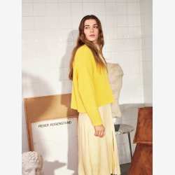 2403 DIY - Model 04 - Hilda Sweater 