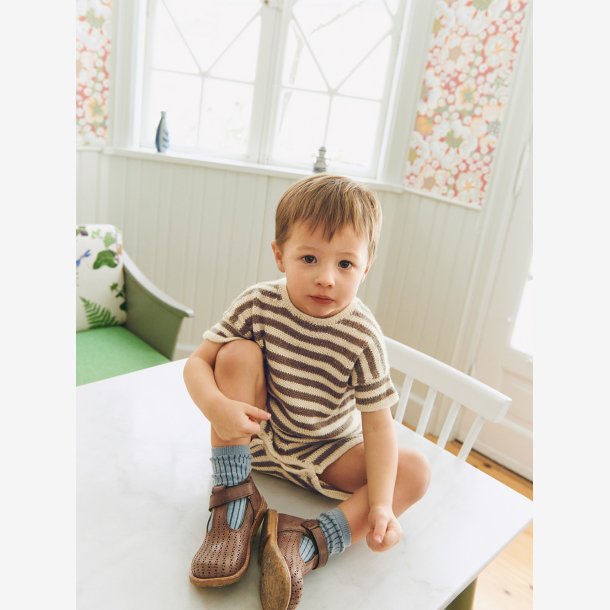 2603 - Model 5 - Theodore Playsuit Baby 