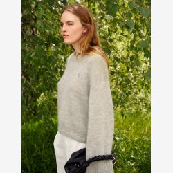 2409 DIY - Model 01 - Molly Sweater 
