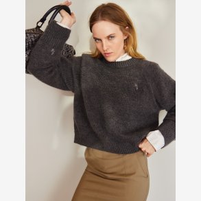 2409 DIY - Model 02 - Sammy Sweater 