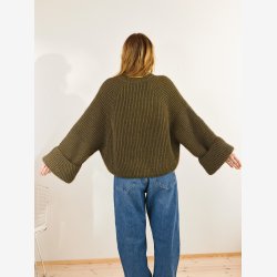 2409 DIY - Model 03 - Penny Cardigan 