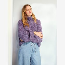 2409 DIY - Model 06 - Noa Sweater 