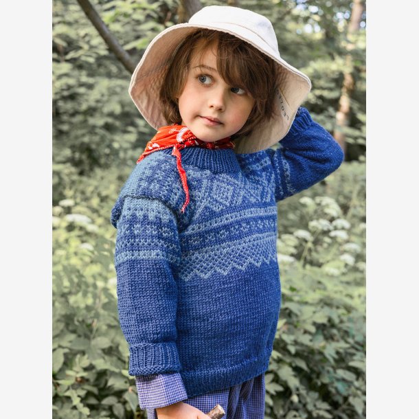 2411 - Model 01 - Marius barnegenser 