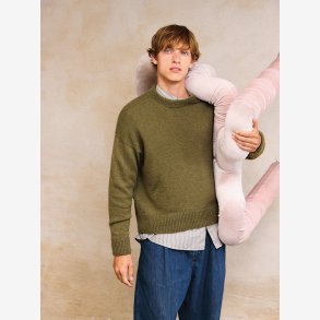 2412 - Model 01 - William Sweater Man 