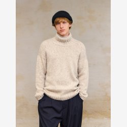 2412 - Model 02 - Dave Sweater Man