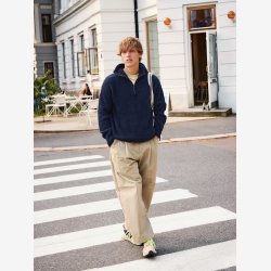 2412 - Model 04 - Matthew Sweater Man