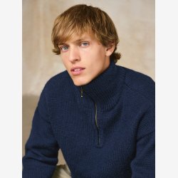 2412 - Model 04 - Matthew Sweater Man