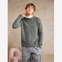 2412 - Model 05 - Brendan Sweater Man 