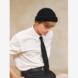 2412 - Model 06 - Hipster Beanie 