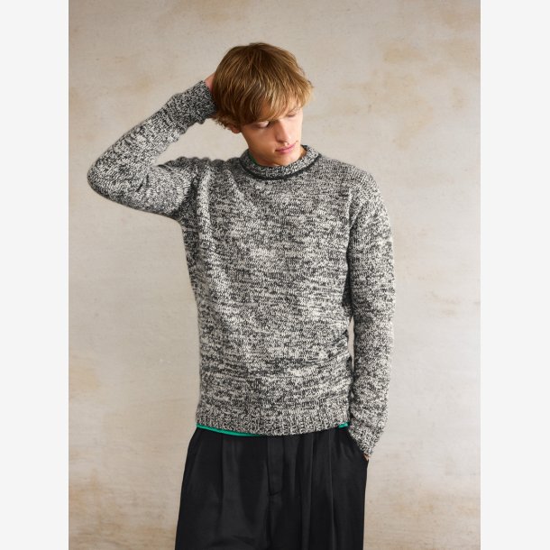 2412 - Model 07 - Harvey Sweater man 