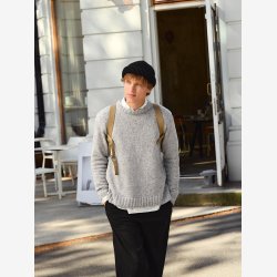 2412 - Model 08 - Brendan Sweater Man Tweed