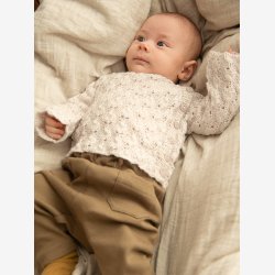 2413 Myk start - Lilja Cardigan, Tights, diaper pants og bonnet 02