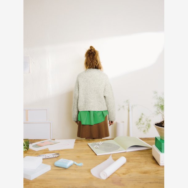 2502 - Harper Cardigan - 01 