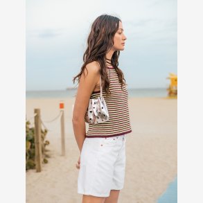 2504 - West Singlet - 08 