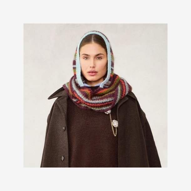 2507 - Model 11B - Snuggle Hood 