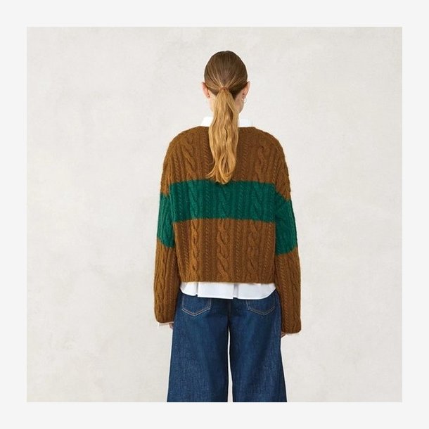 2507 - Model 1B - Brady Sweater 