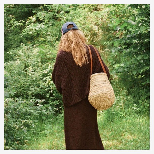 2507 - Model 1A - Brady Sweater 