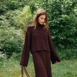 2507 - Model 1A - Brady Sweater 