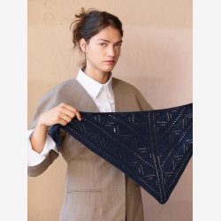 2508 - Model 1 - Petra Scarf