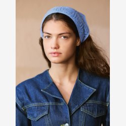 2508 - Model 4 - Agnes Head Scarf
