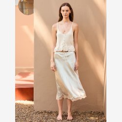 2604 - Model 1 - Adeline Singlet 