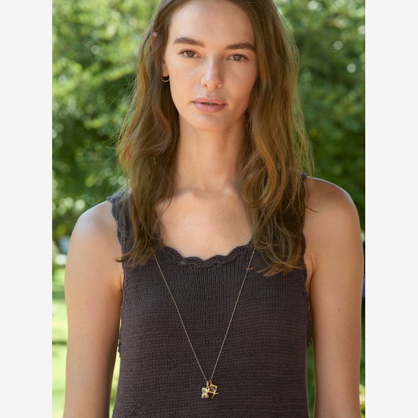 2604 - Model 8 - Roselyn Top 