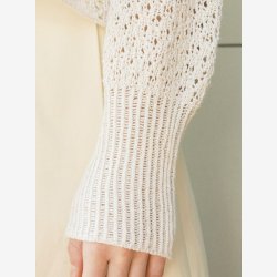 2404 - Model 4 - Mathea Sweater 
