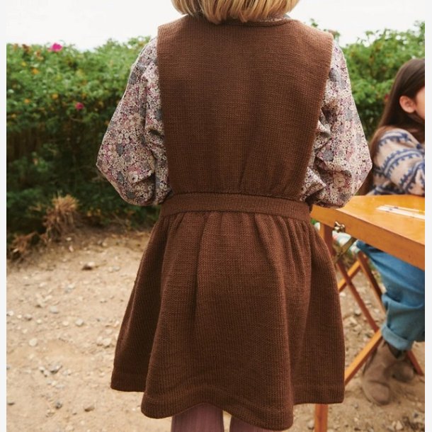 2506 - Model 5 - Belle Dress Junior 