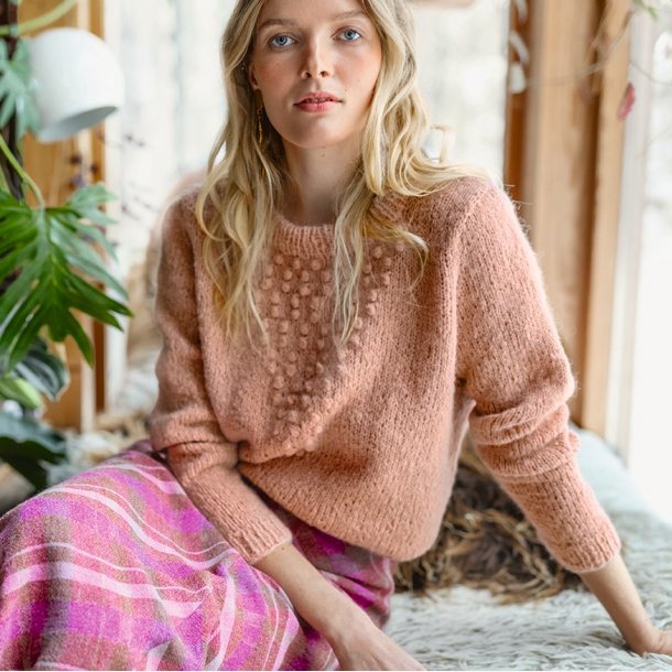 Blomsterknopp Genser