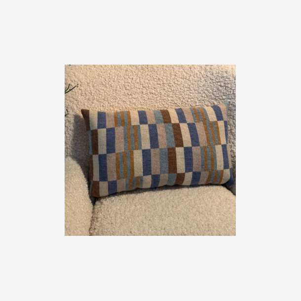 Blue Stribes - Pomp Stitch 