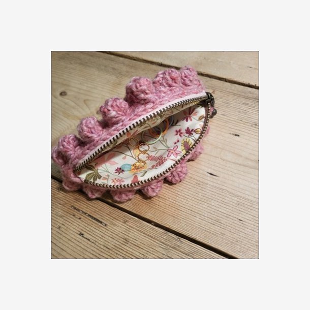 Bubble Tool Purse