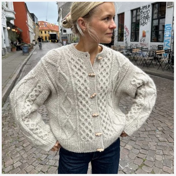 Dagmar Jacket - Opskrift fra PetiteKnit 