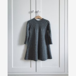 Haralds Kjole | Petiteknit | opskrift