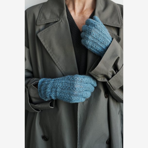 Handcraft af Helga Isager &amp; Helga J�na Th�runnard�ttir