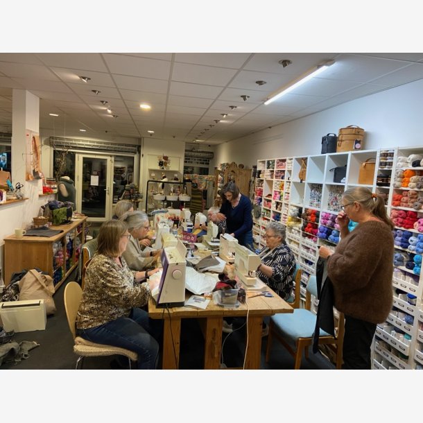 03.11.25 Workshop: Sy din egen projekttaske og dimsepung / toolpurse v. Monika Barse (3 aftener)