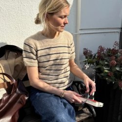 Ida Tee - Opskrift fra PetiteKnit 