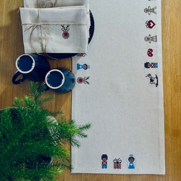 Julelber Gingerbread - Pomp Stitch 