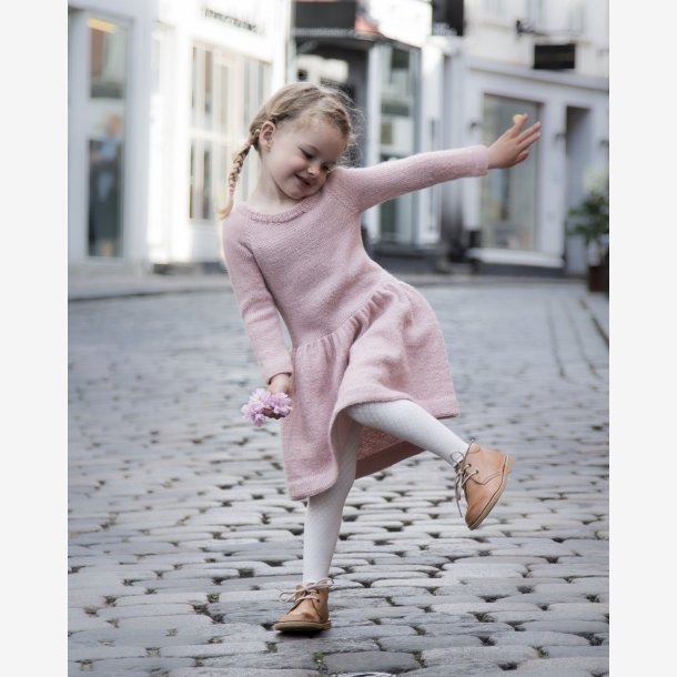 Karlas kjole | petiteKnit | Opskrift